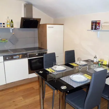 Haus Marina Bergkristall Mit Gratis Eintritt Alpentherme Lägenhet *